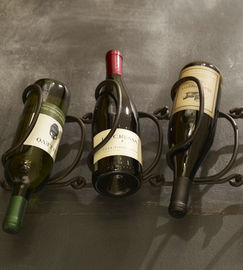 Durable Iron Drink Beverage Wine Display Stands Store Fixture